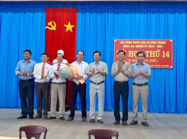 Hội đồng Nhân dân xã Bình Thạnh tổ chức kỳ họp thứ 14-bầu bổ sung chức danh Chủ tịch UBND xã nhiệm kỳ 2016-2021