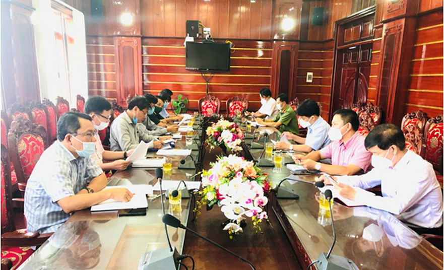 Đoàn công tác của Bộ Y tế làm việc với Huyện Bình Sơn về công tác phòng, chống dịch Covid-19