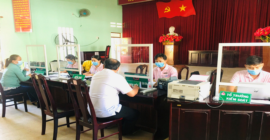 Ngân hàng CSXH huyện Bình Sơn: Triển khai chính sách hỗ trợ vay vốn trả lương và ngừng việc phục hồi sản xuất