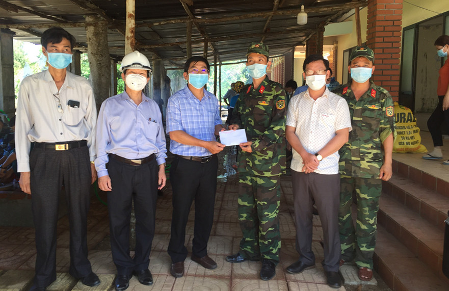 Uỷ ban MTTQ Việt Nam các cấp huyện Bình Sơn chung sức, đồng lòng phòng chống dịch Covid 19
