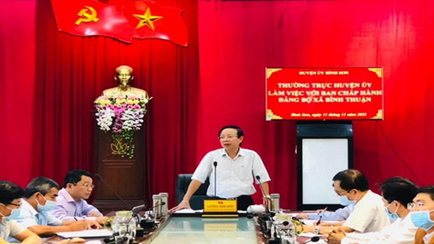 Thường trực Huyện ủy làm việc với Ban Chấp hành Đảng bộ xã Bình Thuận