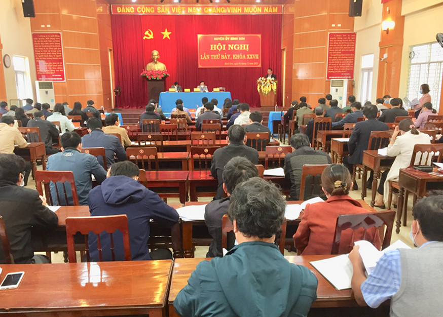 Huyện ủy Bình Sơn tổ chức hội nghị tổng kết năm 2021, triển khai nhiệm vụ, công tác trọng tâm năm 2022