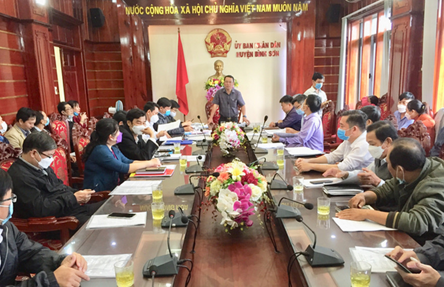 UBND huyện Bình Sơn, họp xét đề nghị công nhận các xã đạt chuẩn Nông thôn mới năm 2021