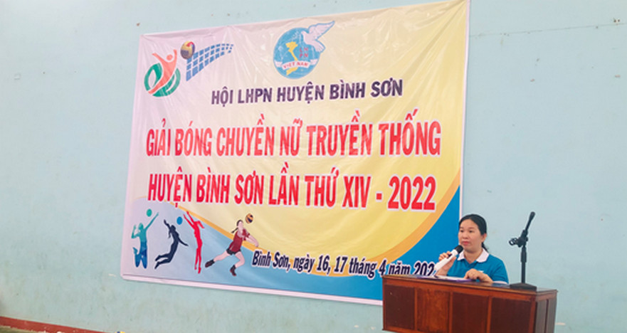 Phụ nữ Huyện Bình Sơn khai mạc giải bóng chuyền truyền thống lần thứ XIV năm 2022