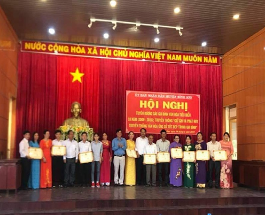 Huyện Bình Sơn thực hiện tốt phong trào “Toàn dân đoàn kết xây dựng đời sống văn hóa”