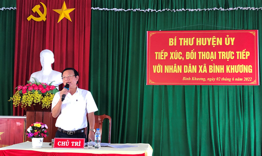 Bí thư Huyện ủy Bình Sơn tiếp xúc, đối thoại với nhân dân xã Bình Khương