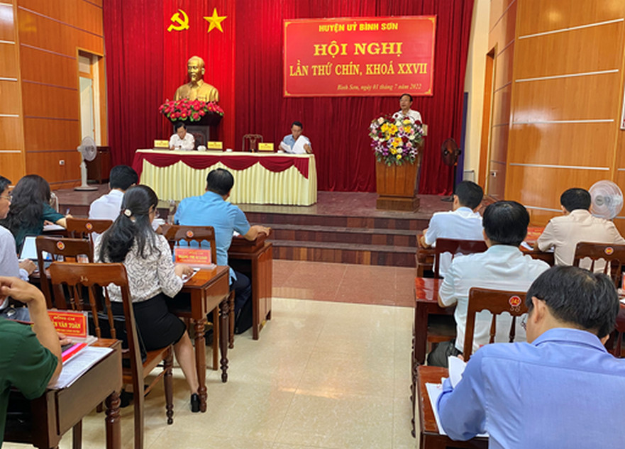 Huyện ủy Bình Sơn tổ chức hội nghị sơ kết 6 tháng đầu năm, triển khai nhiệm vụ, công tác 6 tháng cuối năm 2022