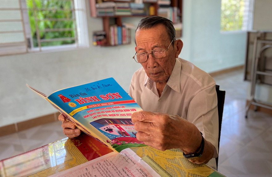 Bình Sơn: Gương sáng lão thành cách mạng 75 năm tuổi Đảng