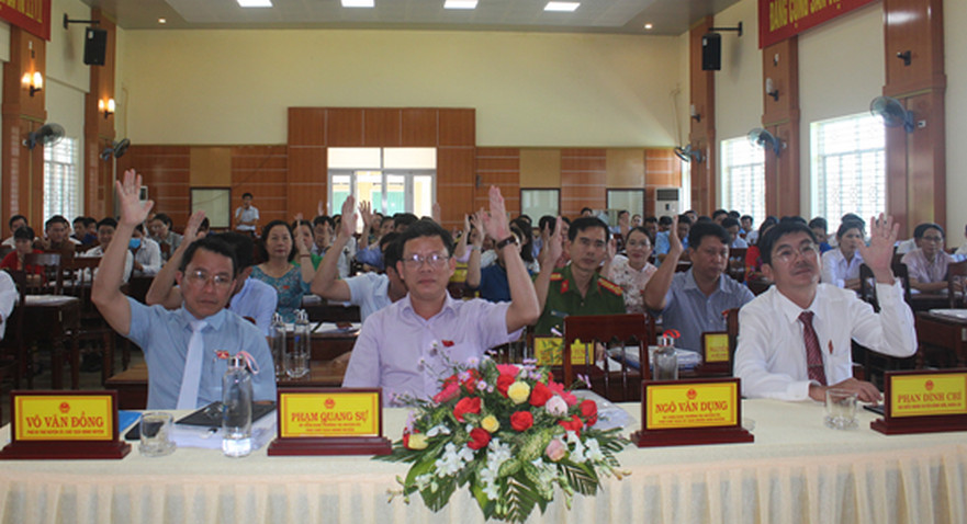 HĐND huyện Bình Sơn khóa XII bế mạc kỳ họp thứ 6, nhiệm kỳ 2021-2026