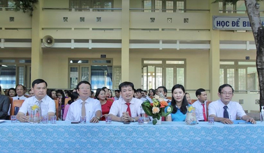 Trên 40.000 học sinh ở Bình Sơn tựu trường năm học mới 2022-2023