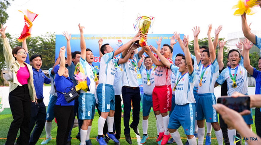 Bình Sơn đoạt chức vô địch giải bóng đá truyền thống cán bộ đoàn tỉnh Quảng Ngãi lần thứ III, năm 2022