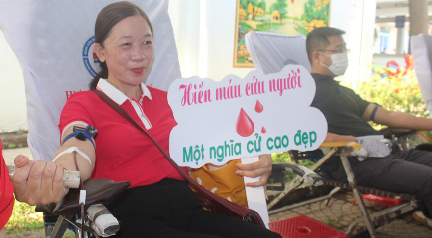 Bình Sơn tổ chức ngày hội Hiến máu tình nguyện đợt 2/2022
