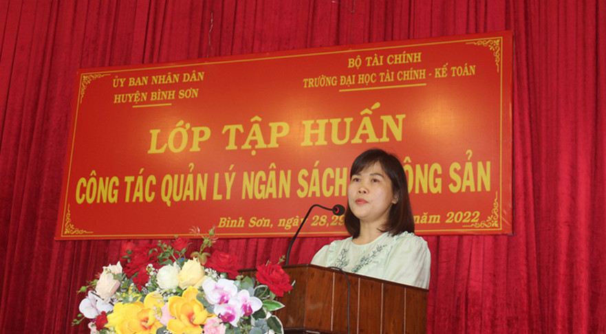 Huyện Bình Sơn tổ chức tập huấn công tác quản lý ngân sách và công sản năm 2022