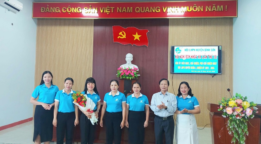Hội nghị lần thứ 10 Ban Chấp hành Hội LHPN huyện Bình Sơn khóa XIX, nhiệm kỳ 2021-2022