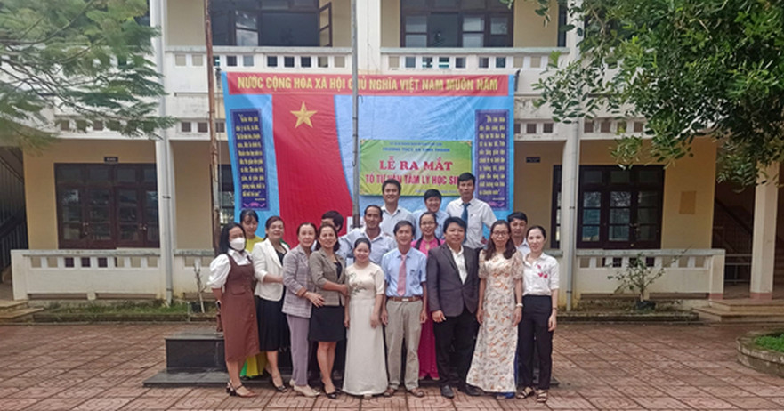 Trường THCS Bình Thuận ra mắt tổ tư vấn tâm lý học sinh