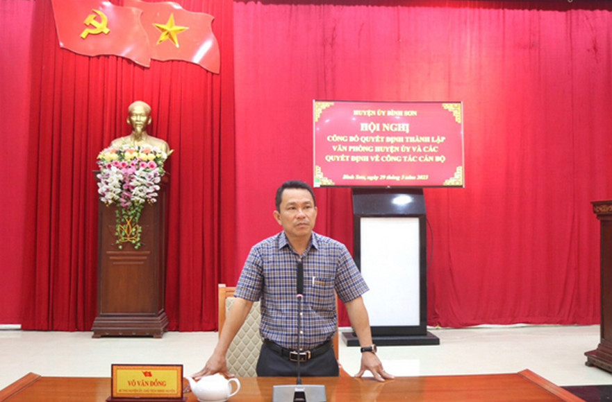 Huyện ủy Bình Sơn tổ chức Hội nghị công bố Quyết định thành lập Văn phòng Huyện ủy