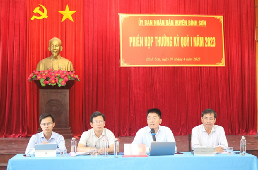 UBND huyện Bình Sơn tổ chức phiên họp thường kỳ quý 1 năm 2023.
