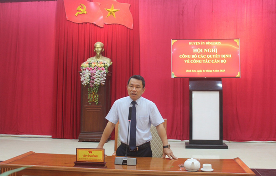 Huyện ủy Bình Sơn Hội nghị công bố các quyết định về công tác cán bộ