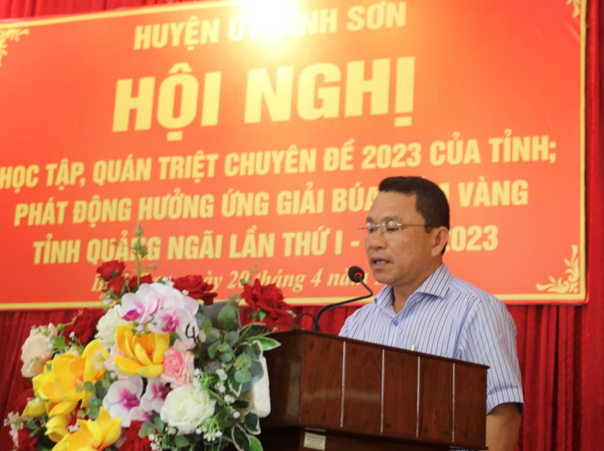 Huyện uỷ Bình Sơn; tổ chức Hội nghị học tập, quán triệt chuyên đề năm 2023 của tỉnh