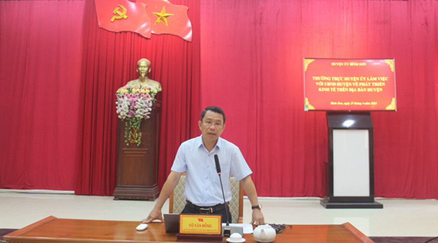 Thường trực Huyện ủy Bình Sơn tổ chức làm việc với UBND huyện về phát triển kinh tế