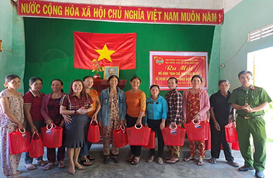 Bình Sơn: Tổ chức nhiều hoạt động ý nghĩa chào mừng Đại hội đại biểu Hội nông dân huyện Bình Sơn lần lần thứ XI
