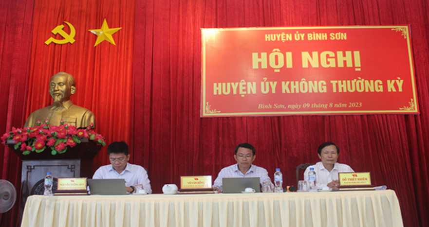 Huyện ủy Bình Sơn tổ chức Hội nghị Huyện ủy không thường kỳ