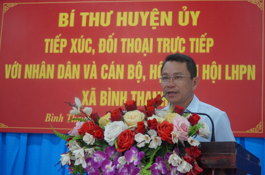 Bí thư Huyện ủy Bình Sơn đối thoại với Nhân dân và cán bộ, hội viên Hội LHPN xã Bình Thạnh