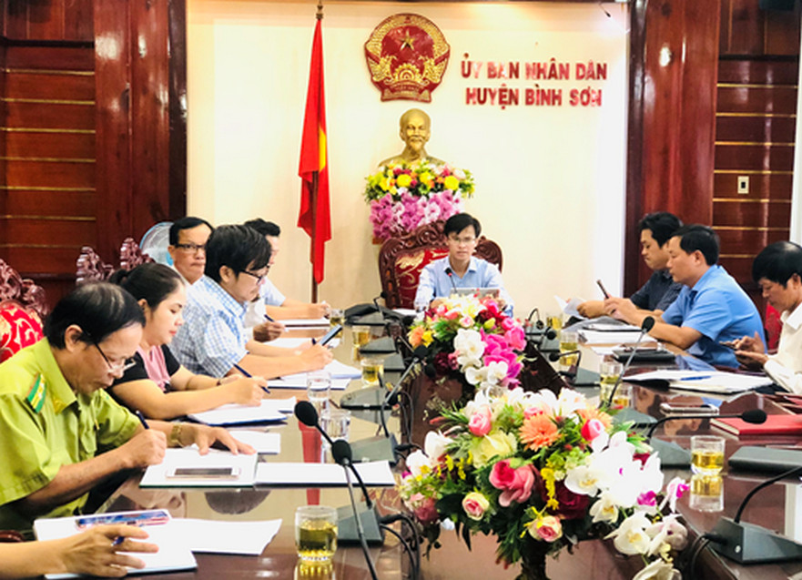 UBND huyện Bình Sơn tổ chức làm việc với Phòng Nông nghiệp và PTNT huyện