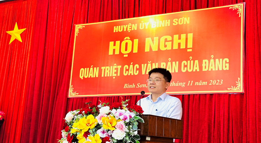 Huyện ủy Bình Sơn Hội nghị quán triệt các văn bản của Đảng