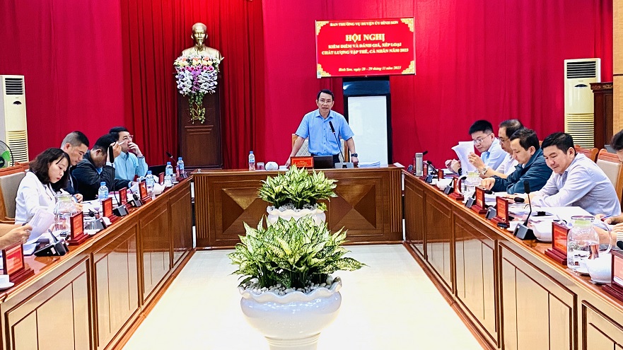Huyện Bình Sơn hoàn thành việc kiểm điểm, đánh giá, xếp loại năm 2023