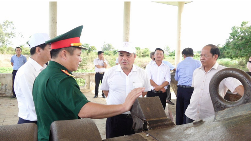 Lãnh đạo tỉnh kiểm tra công tác bảo tồn, phát huy giá trị di tích lịch sử - văn hóa trên địa bàn huyện Bình Sơn.