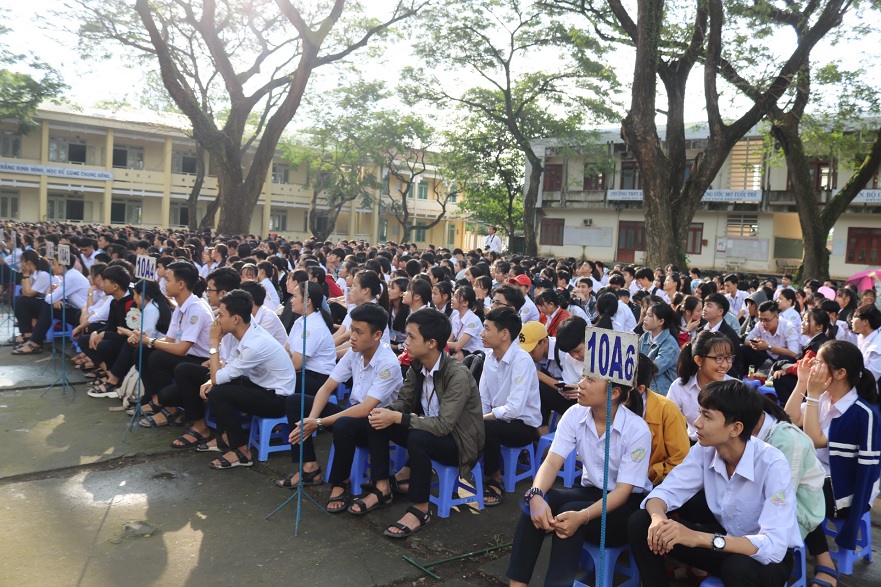 Điểm chuẩn vào lớp 10 năm học 2020-2021, 4 trường THPT trên địa bàn huyện Bình Sơn