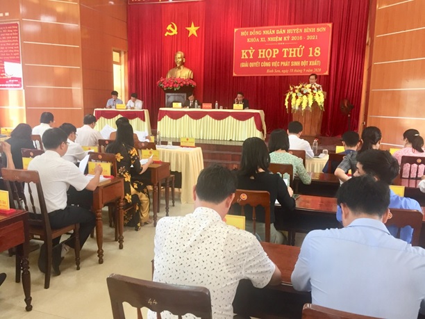 HĐND huyện Bình Sơn khóa XI nhiệm kỳ 2016-2021 tổ chức kỳ họp thứ 18