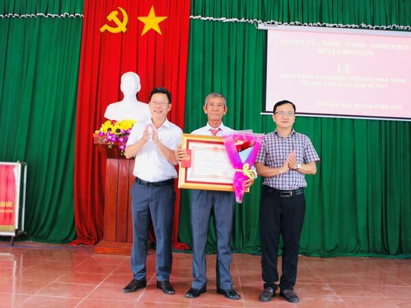 Bình Sơn tổ chức Lễ truy tặng danh hiệu vinh dự Nhà nước “Bà Mẹ Việt Nam Anh hùng”