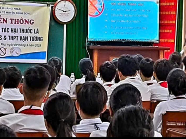 Truyền thông phòng, chống tác hại của thuốc lá trong học đường