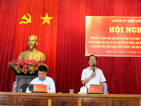 Bình Sơn hội nghị tổng kết 10 năm thực hiện Chỉ thị số 05 và 5 năm thực hiện phong trào thi đua “Dân vận khéo”